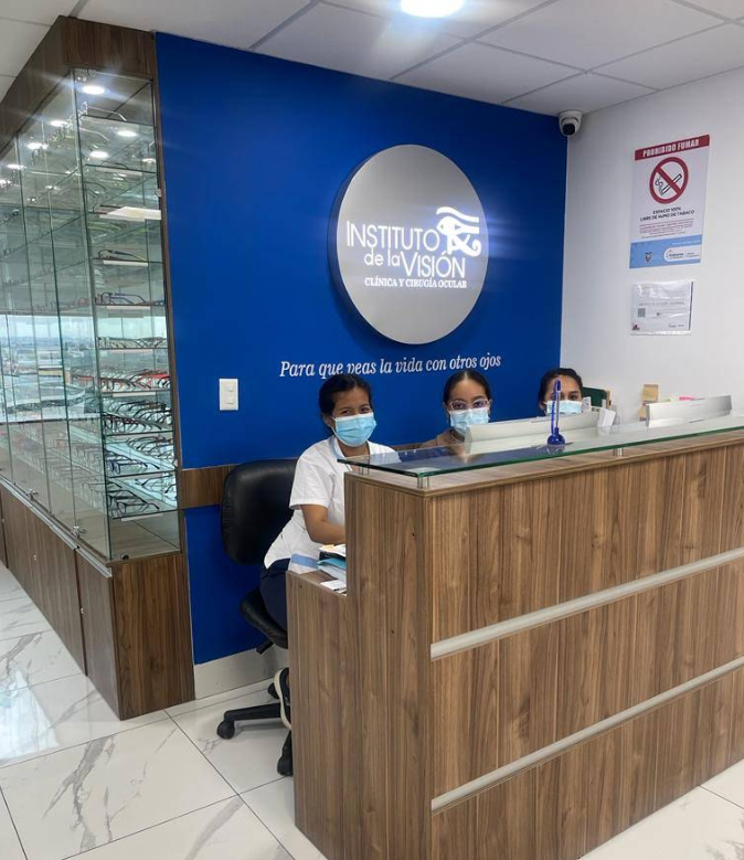 Instituto De La Vision Reception