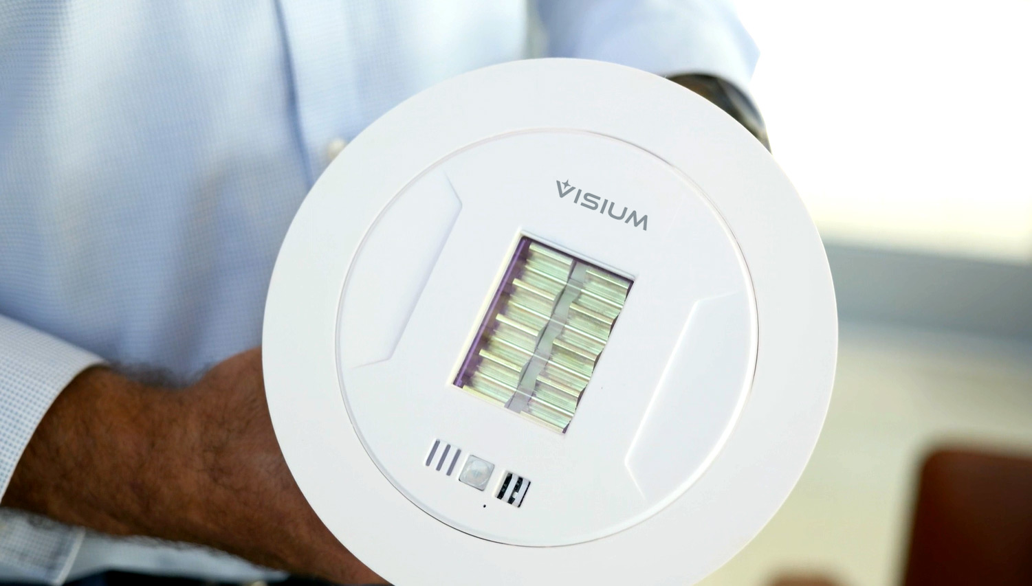 Visium Recessed Mount Handheld