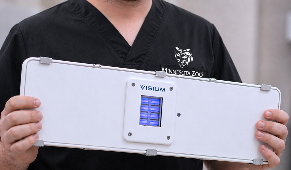 Visium Apex Far-UVC fixture at Minnesota Zoo